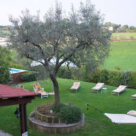 Apartamento Vigna Licia Pomezia Exterior foto