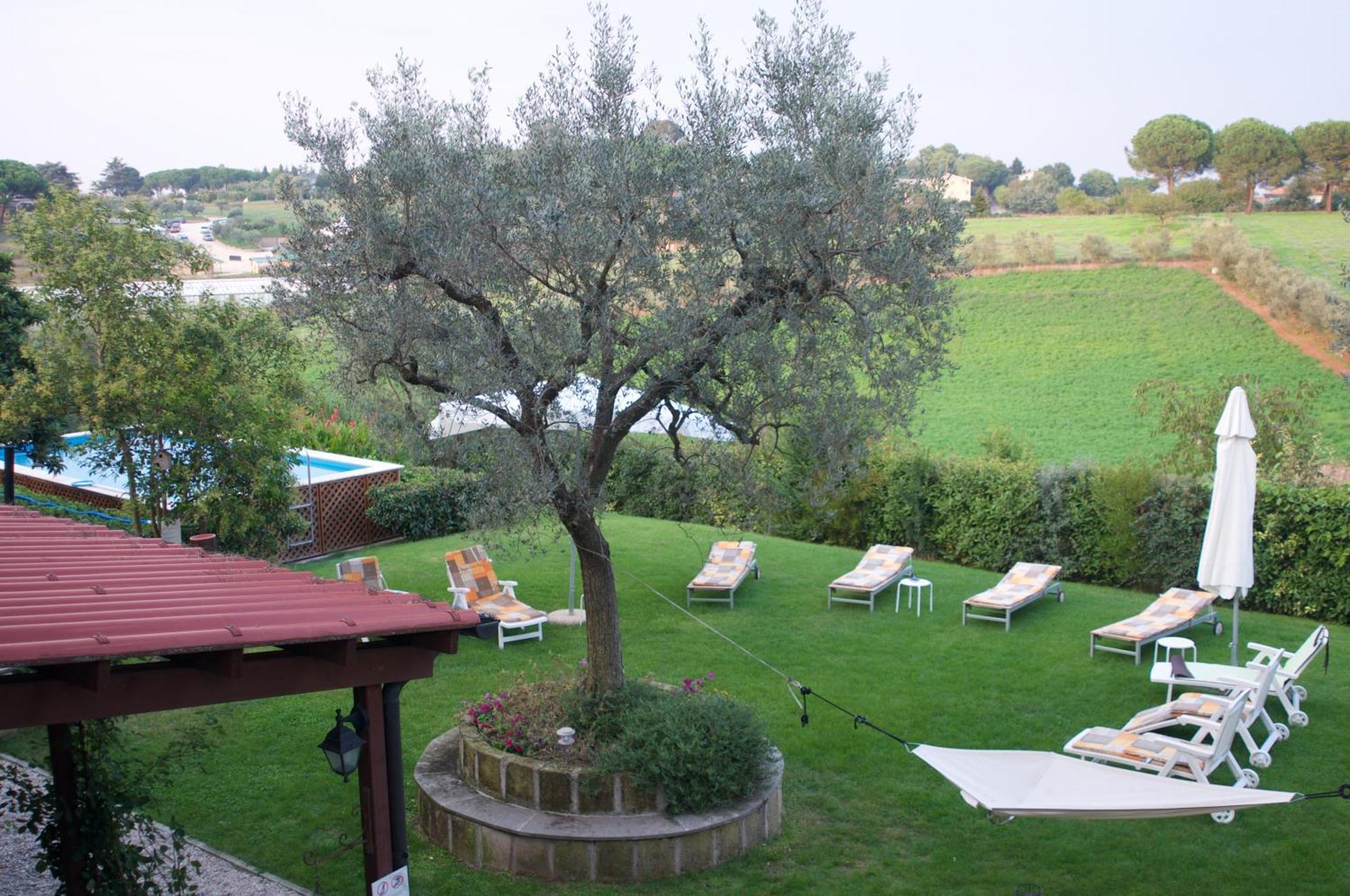 Apartamento Vigna Licia Pomezia Exterior foto