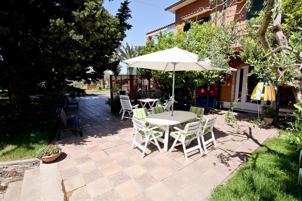 Apartamento Vigna Licia Pomezia Exterior foto